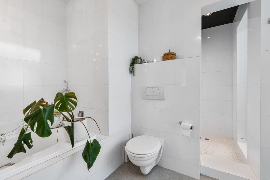 4 Bedroom Property for Sale in Tamboerskloof Western Cape